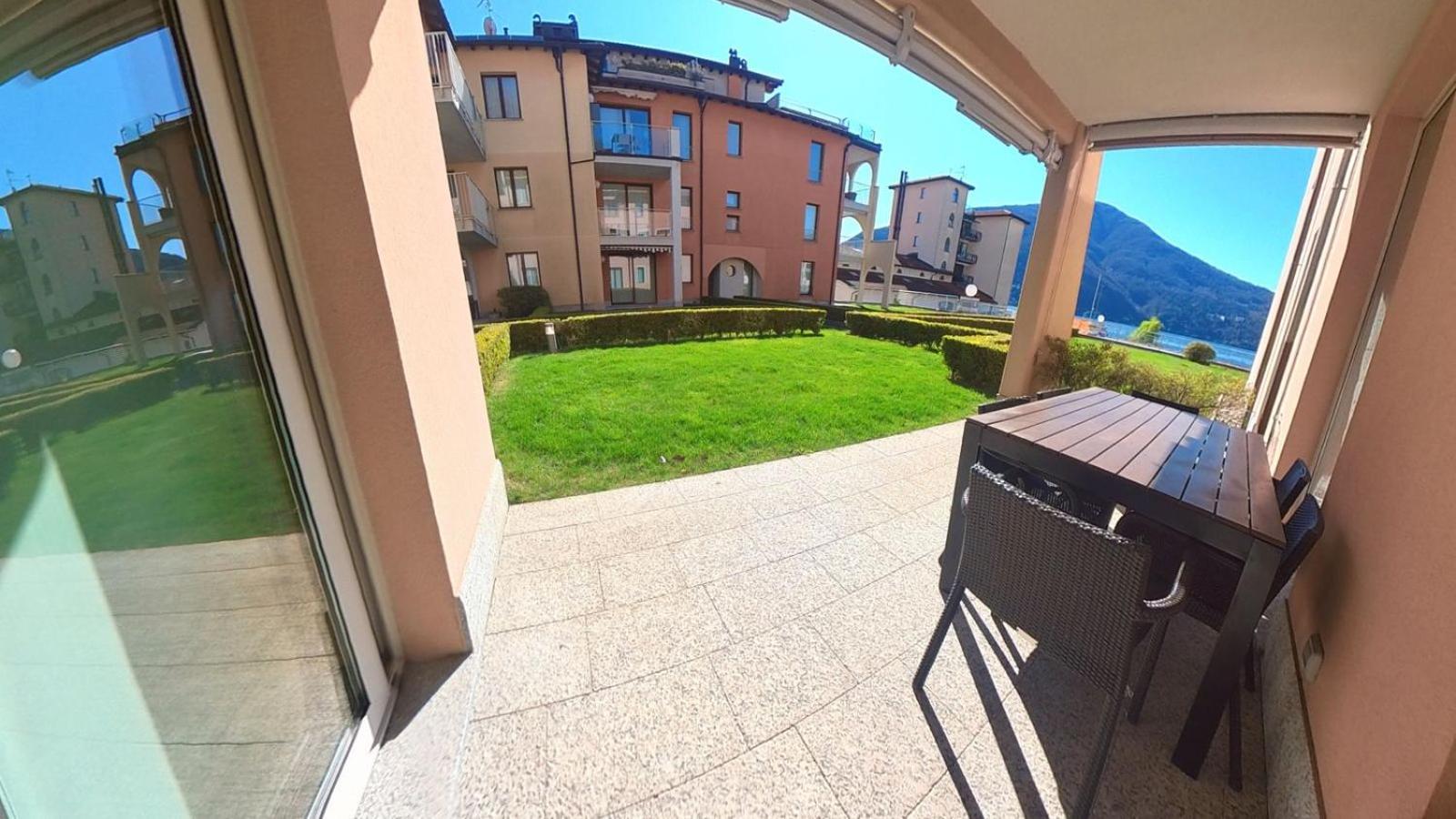 Golfo Gabella Lake Resort Maccagno エクステリア 写真